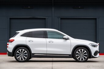 Mercedes-Benz GLA 250 4Matic AMG Line / SK - vozidlo - 8