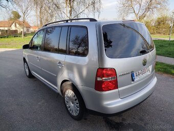 Predám Volkswagen Touran 7 MIESTNE - 8