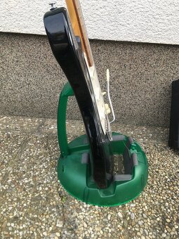 Elektricka gitara - 8