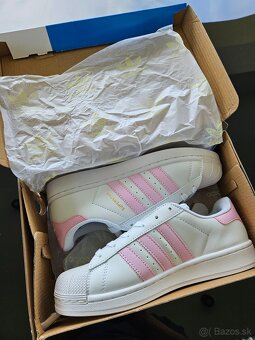 Adidas Superstar 39 1/3 - 8