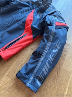 DAINESE BUNDA VELKOST 56 uplne nova - 8