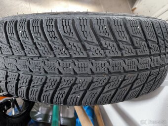 Predám pneu Nokian a elektróny 215/70 r16 - 8
