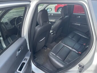 VOLVO V50 D5 - 8