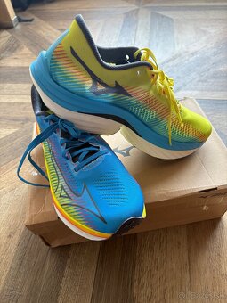 Pánske bežecké topánky Mizuno Wave Rebellion Pro - 8