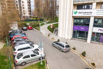 REZERVOVANÉ - EXKLUZÍVNY obchodný priestor v Bratislave na p - 8