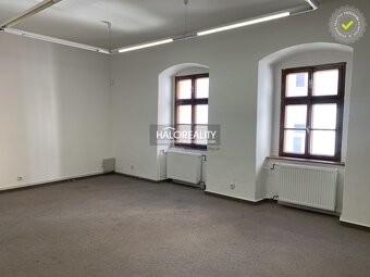 HALO reality - Prenájom, kancelársky priestor Banská Bystric - 8