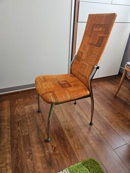 Stôl +4x stolička - 8