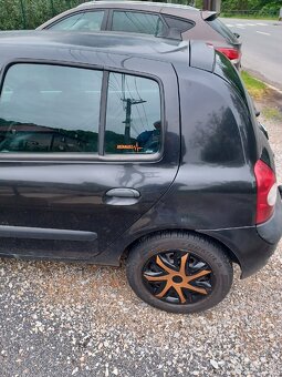 Renault clio II - 8
