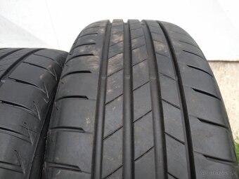 205/60R16 - 8