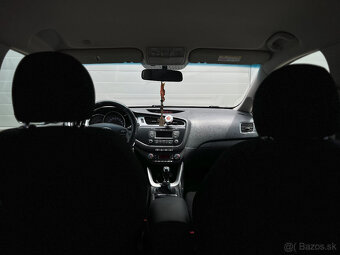 Kia Cee´d SW 1.6 GDI EX/Gold - 8