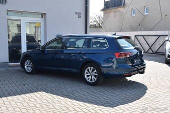 Volkswagen Passat Variant 1.5 TSI ACT Elegance DSG - 8