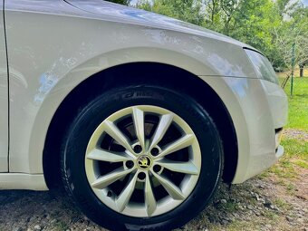 Škoda Octavia 2.0TDI DSG Navi Elegance Vyhrev NOVÉ ROZVODY - 8