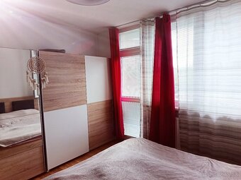 Predaj 2 i byt prerob. na 3 i. 2 balkóny Nitra - 8