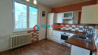 Na predaj 3-izb. byt v centre Nitry s dvoma lódžiami a nádhe - 8