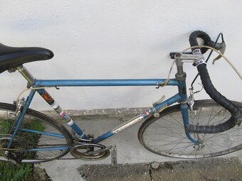 Predám starý bicykel Favorit. - 8