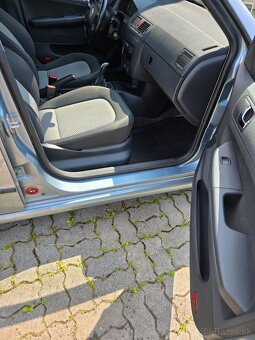 Škoda fabia 1.2 HTP - 8
