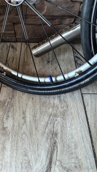 Spinergy kolesá sú - 8