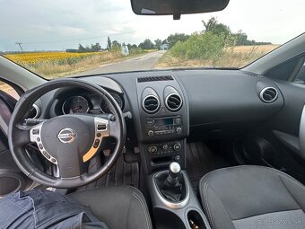 Nissan Qashqai 1,5 diesel, 4x2, 5 miestne - 8