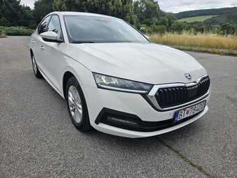 Škoda Octavia 2.0 TDI Ambition - 8