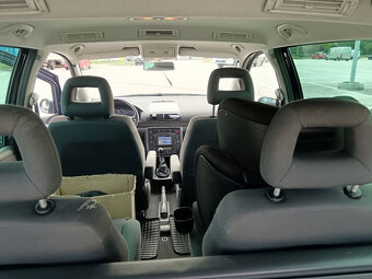 VW Sharan r. 2009 1,9TDI 85kw, 115k , 7miestny - 8