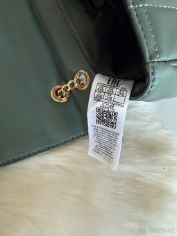 GUESS Gemma crossbody kabelka nová - 8