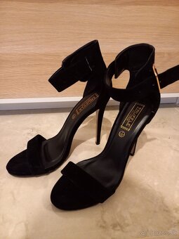 Nové sexi vysoké sandáliky - 8