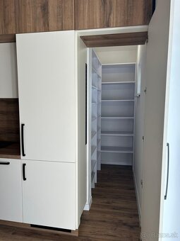 Predám rodinný dom v Branove - 8