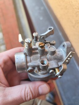 TERRA ,VARI nepoužitý karburátor JIKOV 3378 - 8