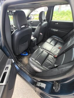 Volvo v50 2008 - 8