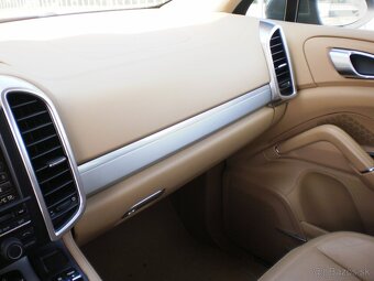 Porsche Cayenne 3.0TDi, 4 x 4 ,180kW, A 8 r.11 - 8