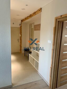 Prenájom 2-izbového bytu – centrum Spišská Nová Ves - 8