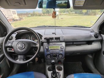 Mazda 2 - 8