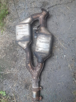 AUDI A8, S8 D2 - prodám výfuk + předkatalyzátory - 8