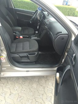 Škoda Octavia II combi 2.0TDI DSG STK EK 2026 rok 2006 - 8
