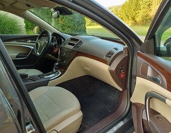 Opel Insignia ST 2.0CDTi 118Kw A/T EXCLUSIVE R.V.10/2011 - 8