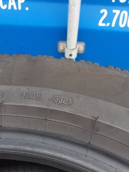 2x 235/55R17 Zimné pneu Pirelli - 8