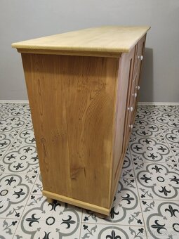 Stará skříňka, komoda po renovaci - 8