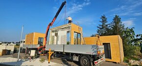 Preprava kontajnerov s rukou - 8