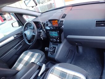 Predám Opel Zafira 1.9.diesel 110kw r.v.2009 - 8