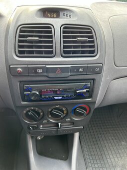 Hyundai Accent 1,3i rv:04, nova STk a Ek - 8