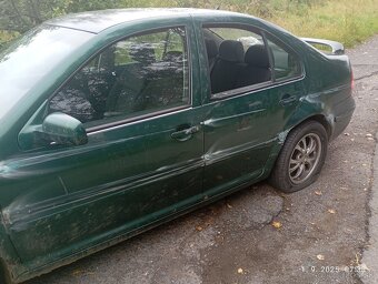 Vw Bora na diely 2.0 benzín 85kw - 8