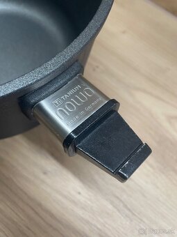 Rajnica / Hrniec na omáčku WOLL - TITANIUM NOWO 18 cm - 8