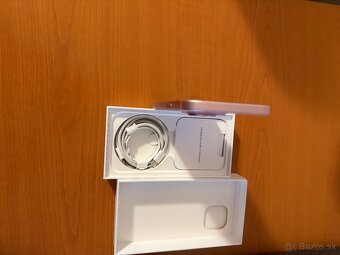 iPhone 15 128gb pink - 8