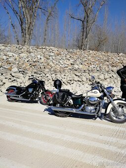 Suzuki Intruder 1500 - 8