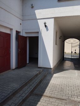 Priestor na prenájom - 8