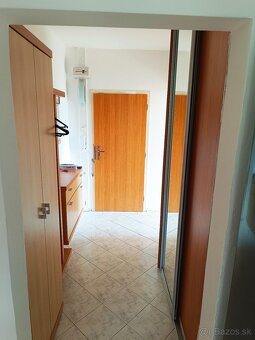 Prenajmeme 3 izbový byt Madridská - 8