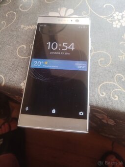 Predám Sony Xperia XA2 - 8
