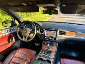 Volkswagen Touareg II 4.2 tdi - 8