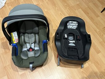 Autosedačka Britax Römer Baby-Safe i-Size+ISOFIX základňa - 8