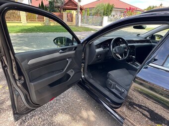 Volkswagen Passat Variant 2.0 TDI EVO Business DSG - 8